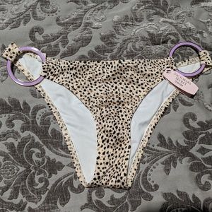 NWT 💅🐆VS leopard print bikini bottoms